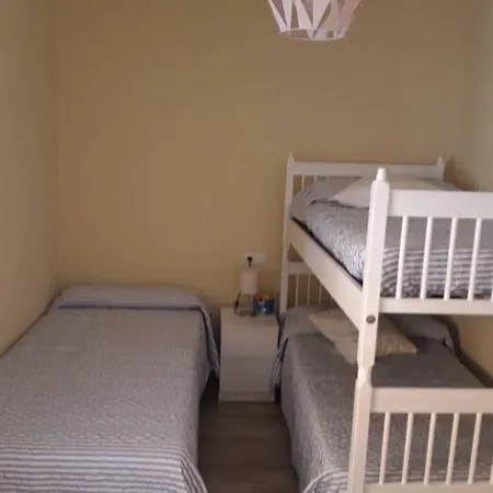 Casa A Pie De Playa, Con Patio. Zona Miramar. Holiday home *