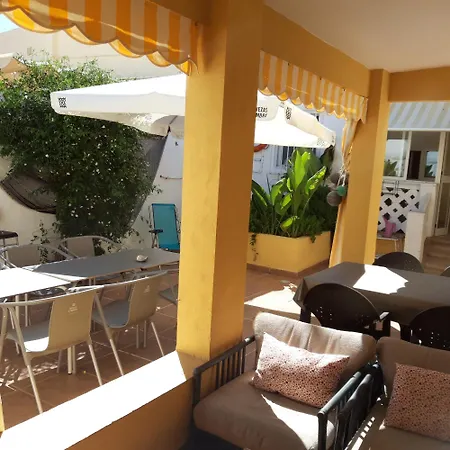 Holiday home Casa A Pie De Playa, Con Patio. Zona Miramar. *
